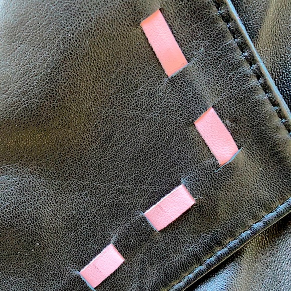Leather jacket - Picture 3 of 5
